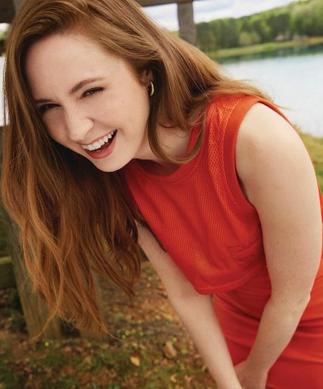 Karen Gillan art actress photos