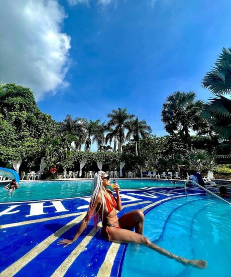 tiny onlyfans beautiful porn galleries