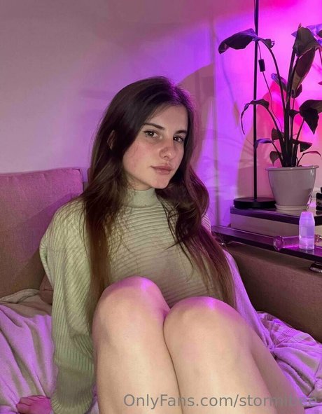 stormibee naked star archive