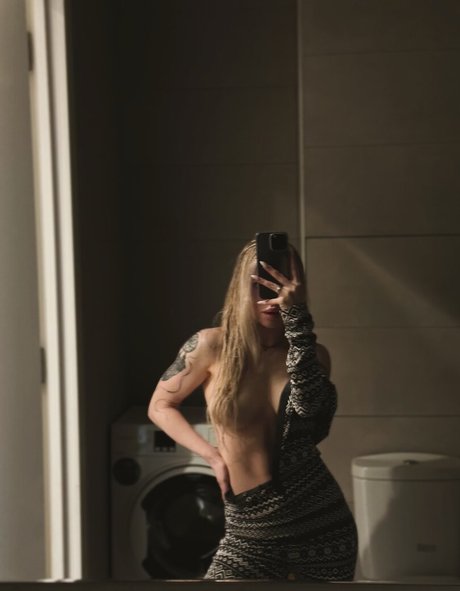 Sorabi model erotic gallery