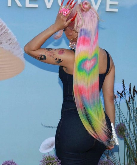 18 asian onlyfans free nude img