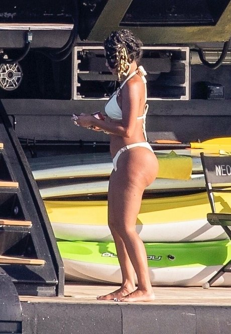 arab blowjob onlyfans porno pictures