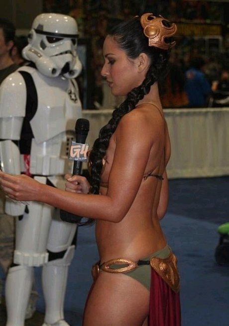 Olivia Munn nudes model pics