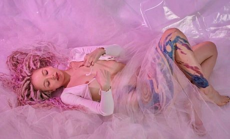 female popular onlyfans perfect img