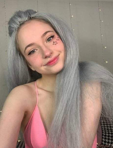 baby riley nudes star image