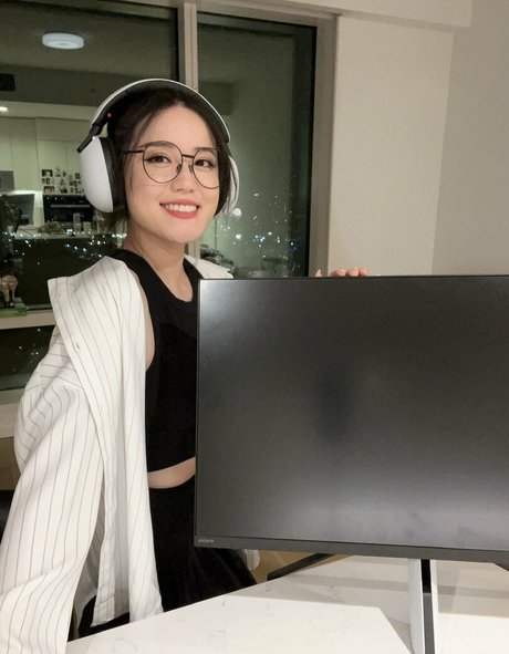 AngelsKimi free model galleries