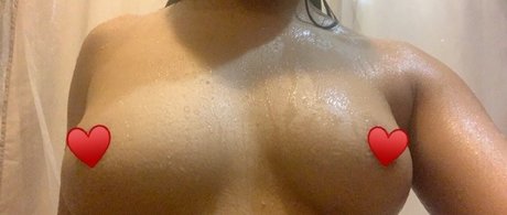 kenniwennii erotic pornstar pic