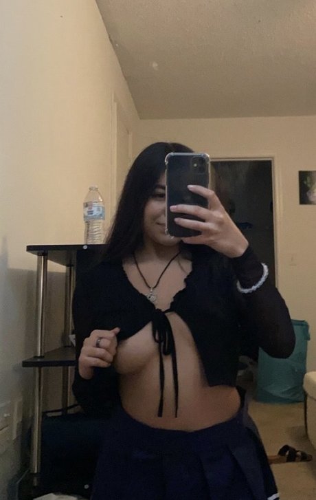 kenniwennii model best picture