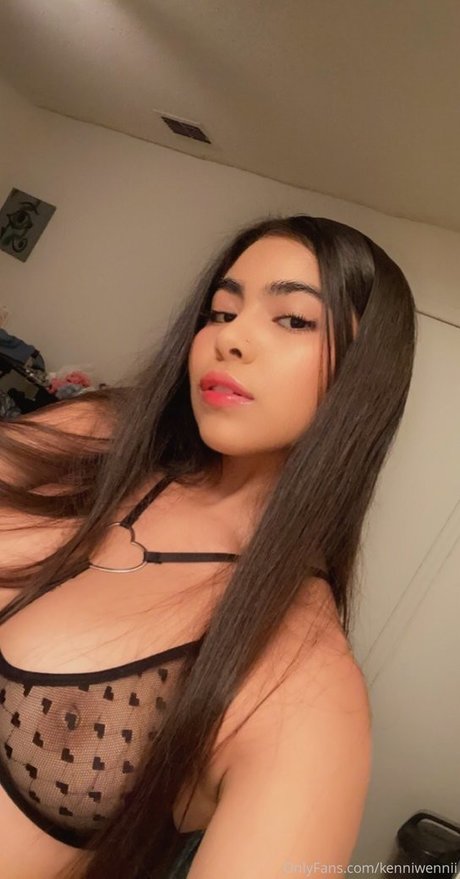kenniwennii art model photos