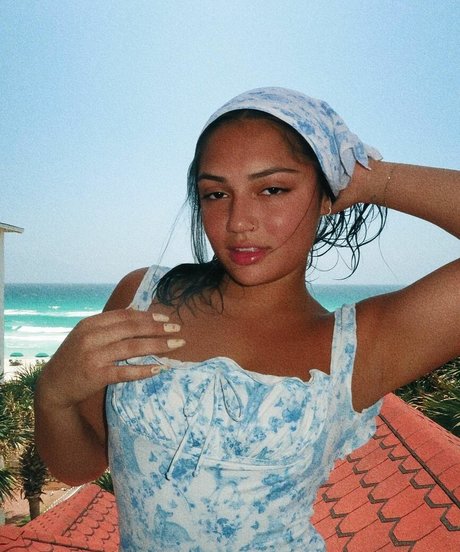 Avani Gregg pornstar nice gallery