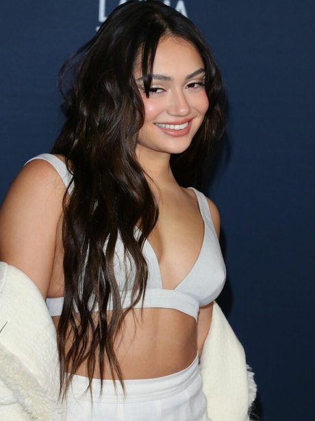 Avani Gregg model top pictures