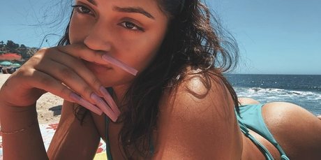 Avani Gregg naked actress pics