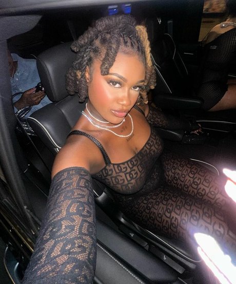 Kaliii hot model picture