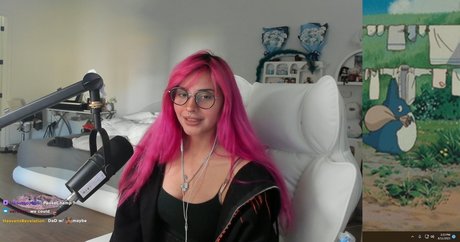 curvy kitty onlyfans naked image