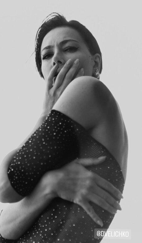 Nastasya Samburskaya star sexy gallery