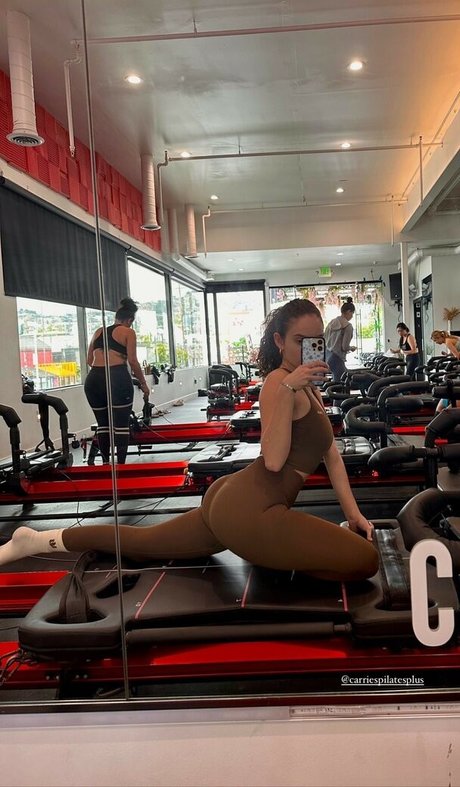 girl on girl onlyfans hot porn photo