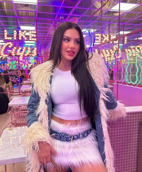 Vivi Wanderley sex pornstar pictures