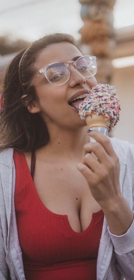 big tits nurse onlyfans top image