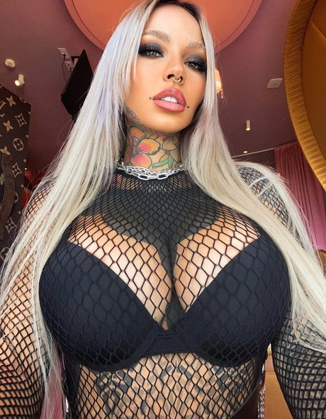 big dick shemale onlyfans free nude photos