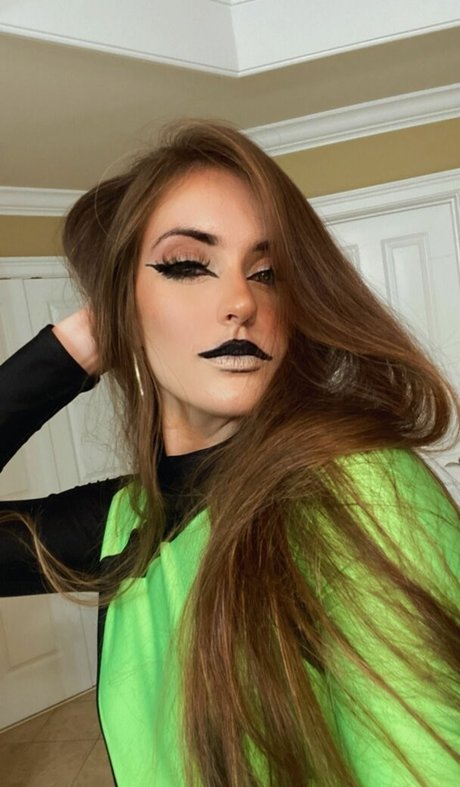 luweazl xxx star picture