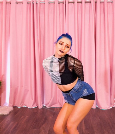 asian girlfriend onlyfans hot naked images