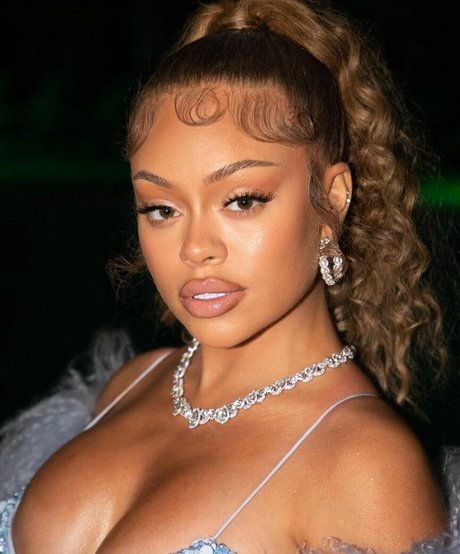 latto777 beautiful actress photos