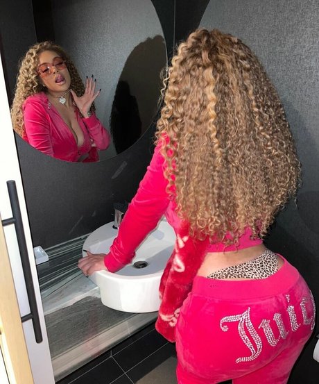 latto777 star pornographic images