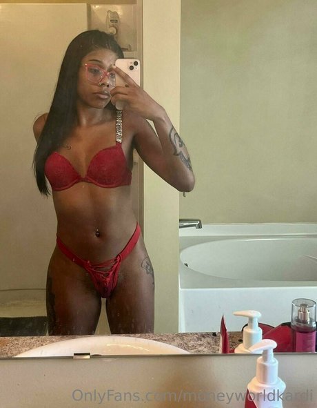 moneyworldkardi best star photo