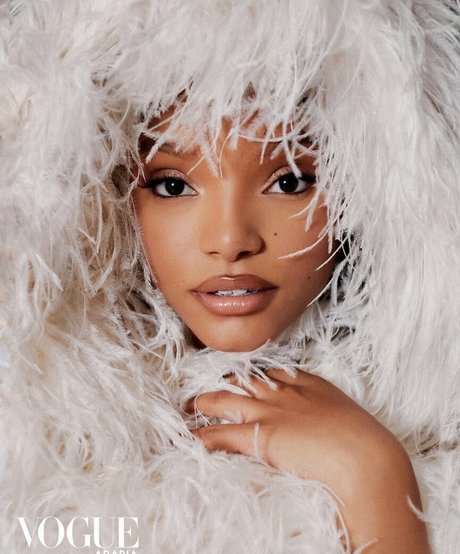 Halle Bailey Images