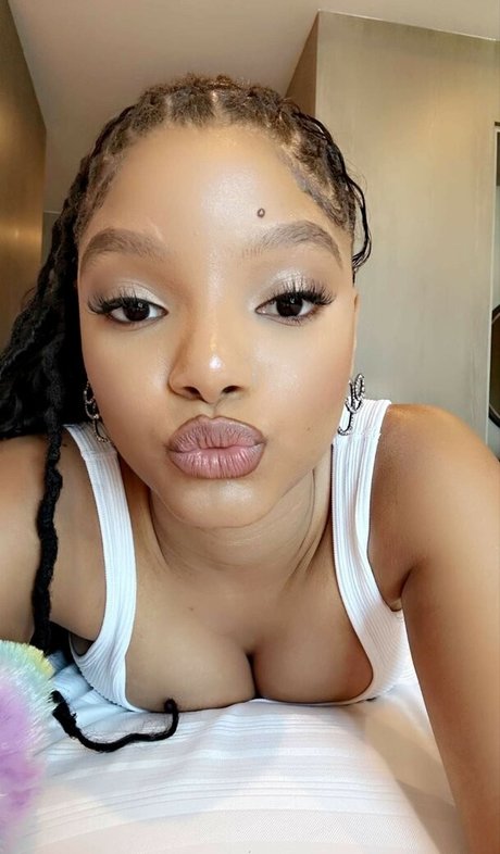Halle Bailey best star img
