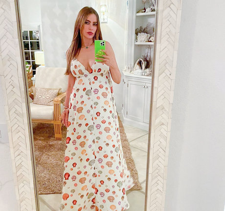 Sofia Vergara model xxx photo