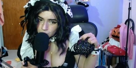 Punk Macarroni sexy star images