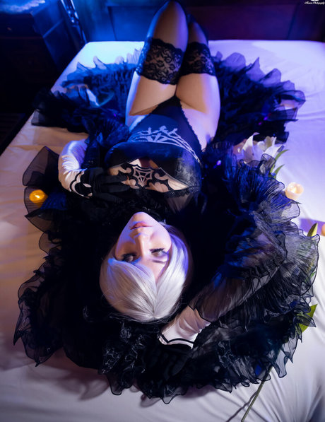 Shappi workshop naked model photo