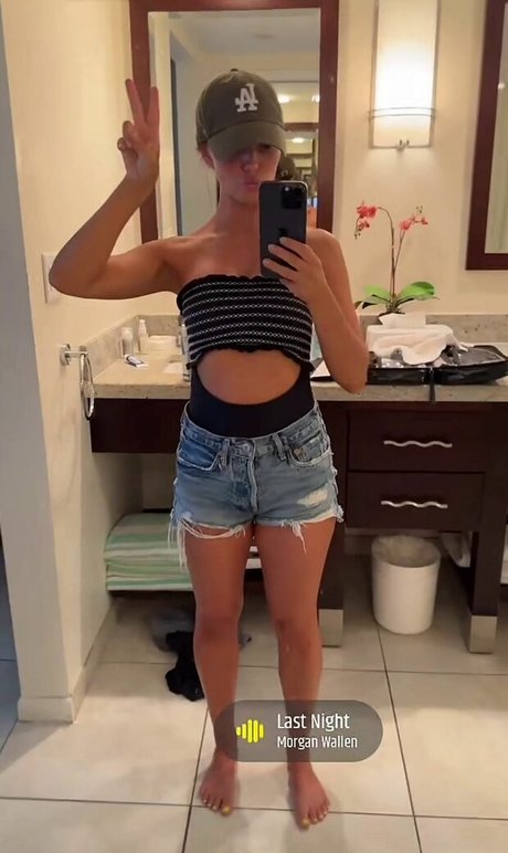 voyeur onlyfans beautiful porn pictures