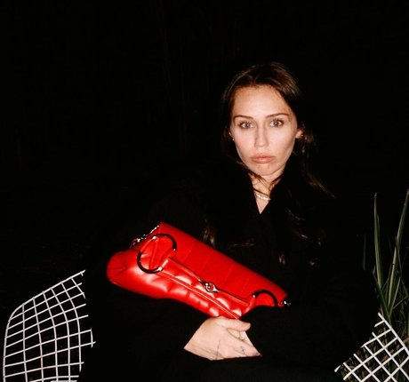 black kitty onlyfans pretty pic