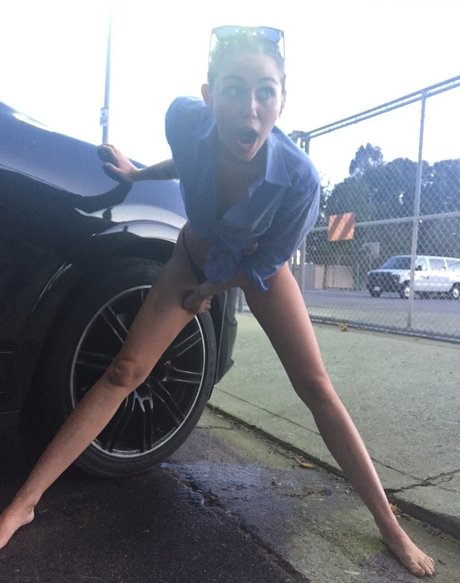 blonde deepthroat onlyfans art nude pic