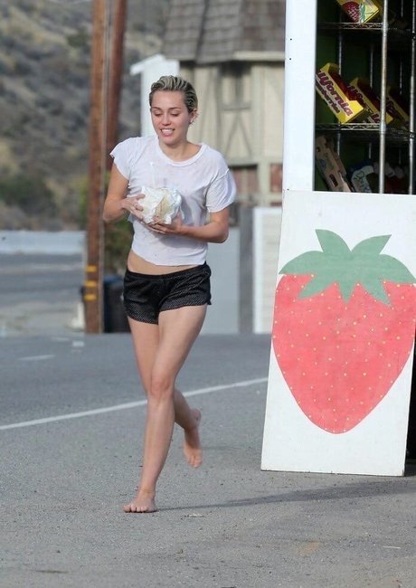 chubby solo onlyfans nudes image