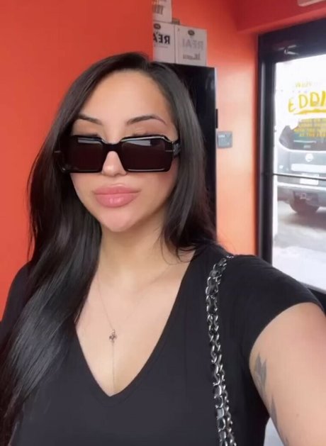 yourfutureexwifey hot actress pictures