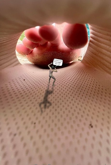 macrocole pornographic model pictures