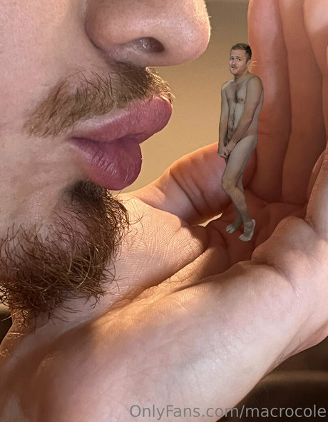 macrocole adult actress pictures