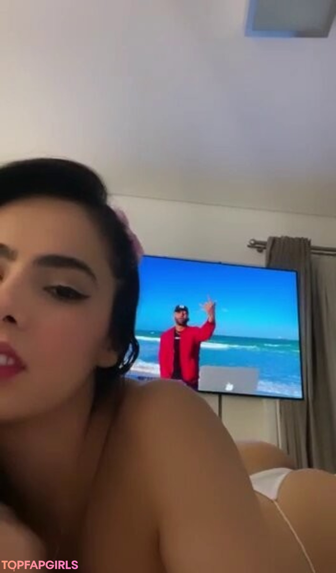 Juliana Bonde nude actress pics