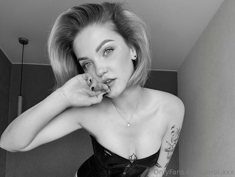 thick latina milf onlyfans nude photo