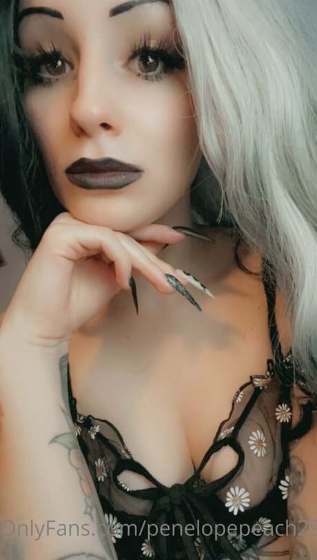 penelopepeach29 sexy star pictures