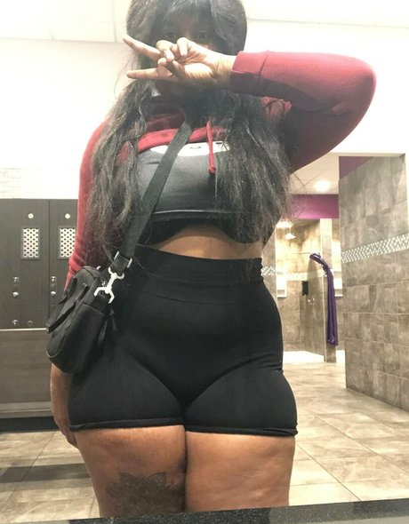 blonde secretary onlyfans beautiful photos