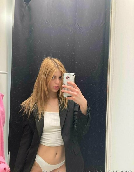 sandrateeny pornographic model pics