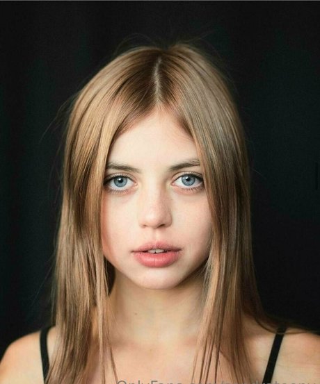 sandrateeny pornstar exclusive pics