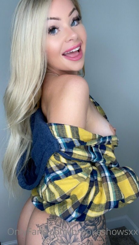 unexpected onlyfans nude picture