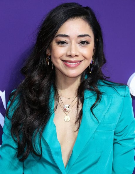 Aimee Garcia beautiful star galleries