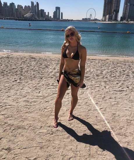 goth threesome onlyfans pornos pictures