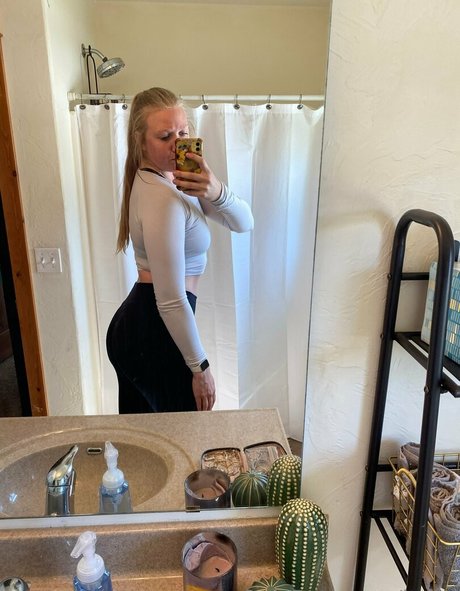 its kt model sex picture